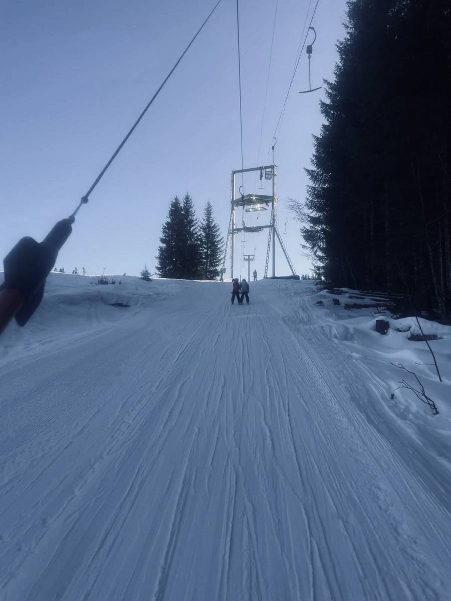 f0304e8e-6a5d-44e3-b25d-5dcd4528a183